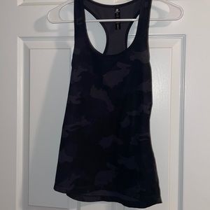 90 degree camo tank top